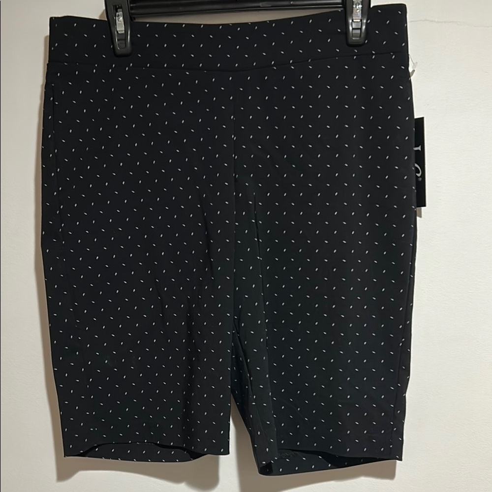 Laura Cruz Black patterned women’s Shorts
